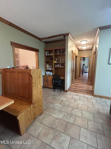 215 Co Rd 369, Carrollton, MS 38917