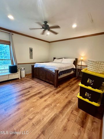 215 Co Rd 369, Carrollton, MS 38917