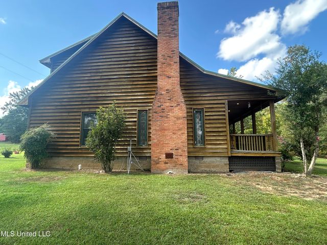 215 Co Rd 369, Carrollton, MS 38917