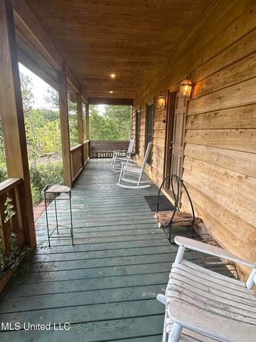 215 Co Rd 369, Carrollton, MS 38917
