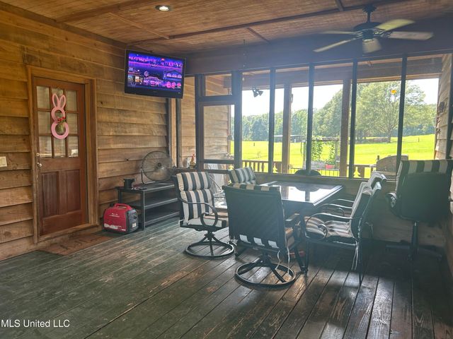 215 Co Rd 369, Carrollton, MS 38917