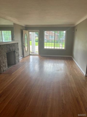 6721 Itaska Street, St Louis, MO 63109