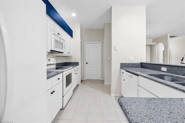 8145 Breton CIR, Fort Myers, FL 33912