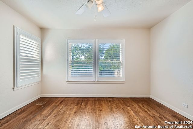 320 HARMON DR, San Antonio, TX 78209