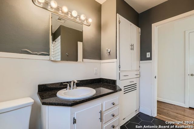 320 HARMON DR, San Antonio, TX 78209