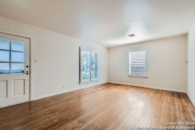 320 HARMON DR, San Antonio, TX 78209