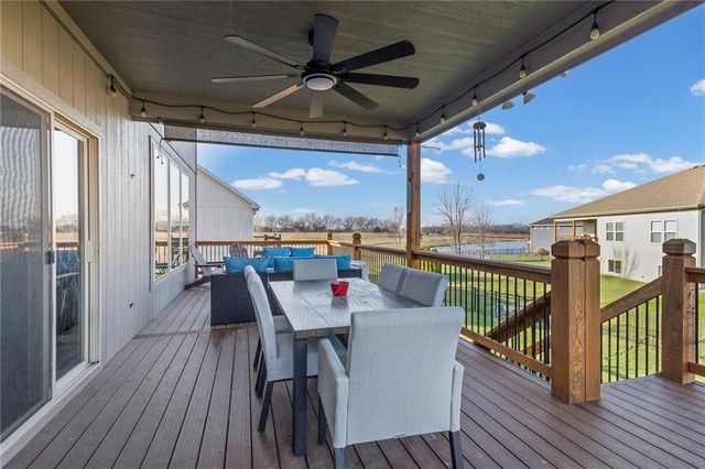 18526 W 194th Terrace, Spring Hill, KS 66083