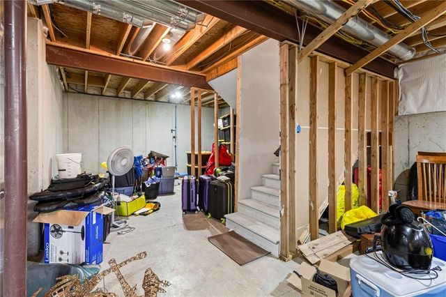 18526 W 194th Terrace, Spring Hill, KS 66083