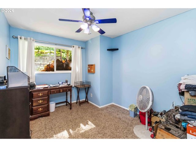 109 ALPHA Dr, Longview, WA 98632