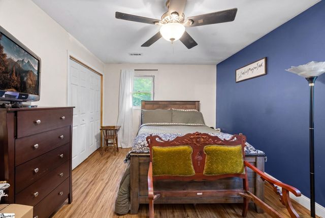 325 Brewton Road, Spartanburg, SC 29301