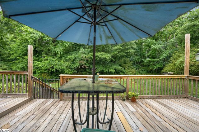 325 Brewton Road, Spartanburg, SC 29301