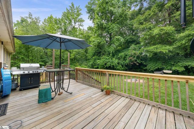 325 Brewton Road, Spartanburg, SC 29301