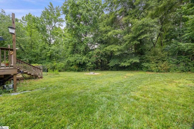 325 Brewton Road, Spartanburg, SC 29301