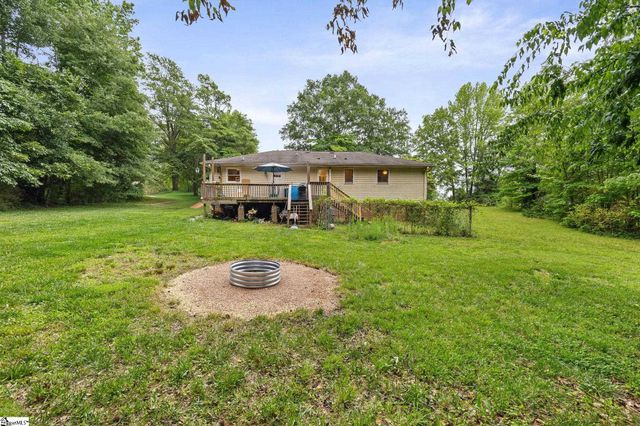 325 Brewton Road, Spartanburg, SC 29301
