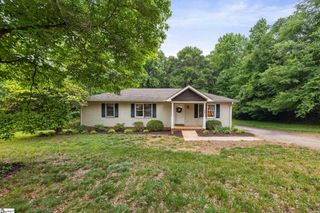 325 Brewton Road, Spartanburg, SC 29301