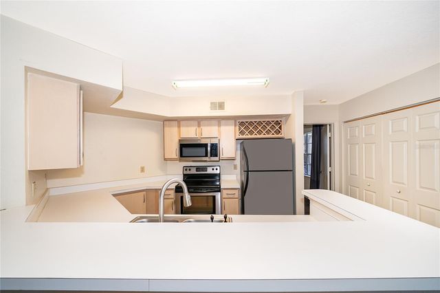 7210 WESTPOINTE BOULEVARD 1312, Orlando, FL 32835