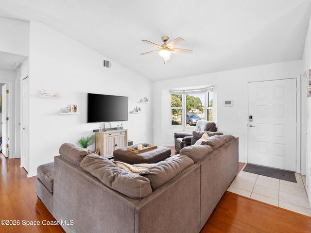 1298 Campo Avenue NW, Palm Bay, FL 32907