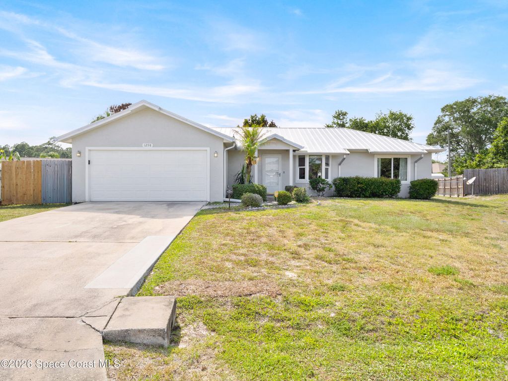 1298 Campo Avenue NW, Palm Bay, FL 32907