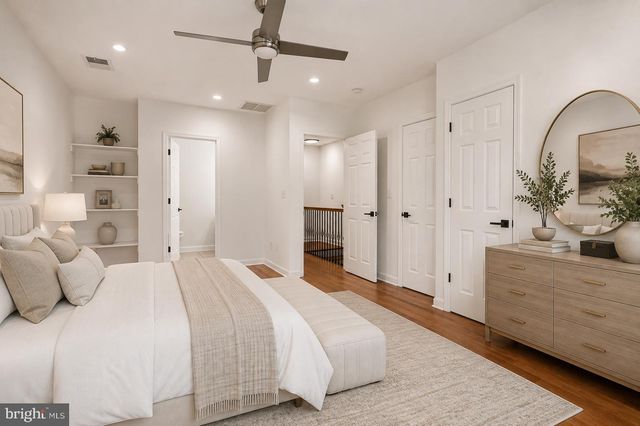 422 58TH ST NE, Washington, DC 20019