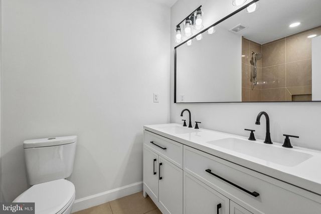 422 58TH ST NE, Washington, DC 20019