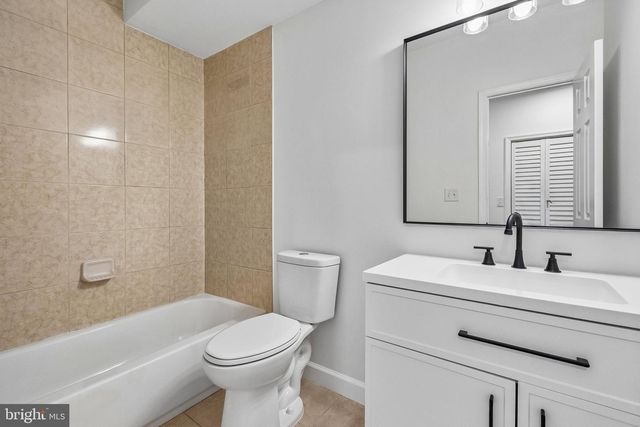 422 58TH ST NE, Washington, DC 20019