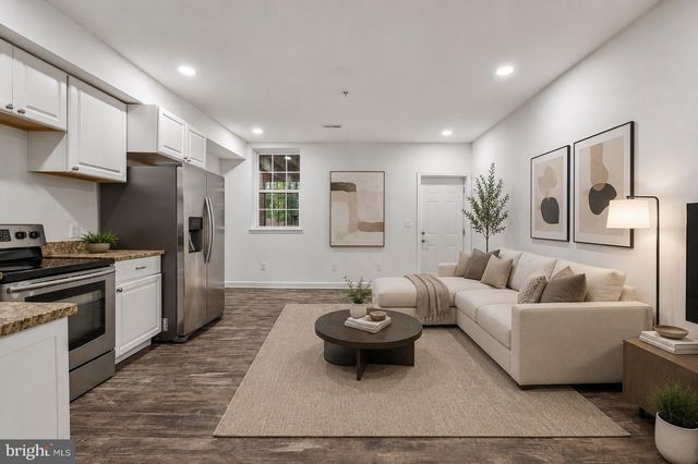 422 58TH ST NE, Washington, DC 20019
