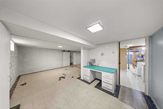 306 SE 4th Street, Ankeny, IA 50021