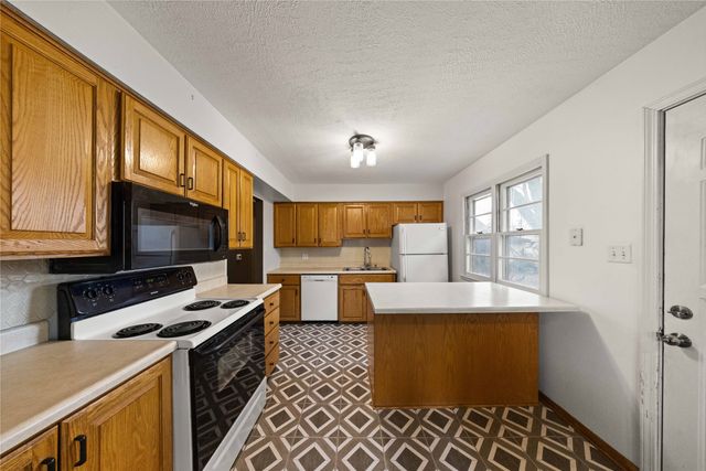 306 SE 4th Street, Ankeny, IA 50021