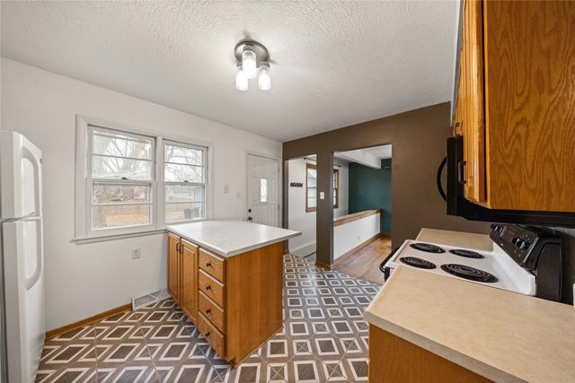 306 SE 4th Street, Ankeny, IA 50021