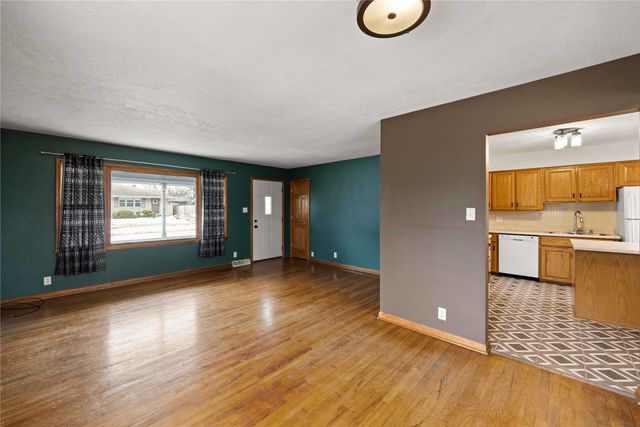 306 SE 4th Street, Ankeny, IA 50021