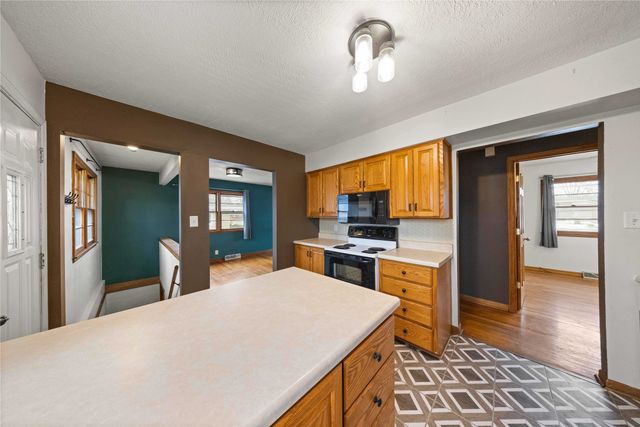 306 SE 4th Street, Ankeny, IA 50021