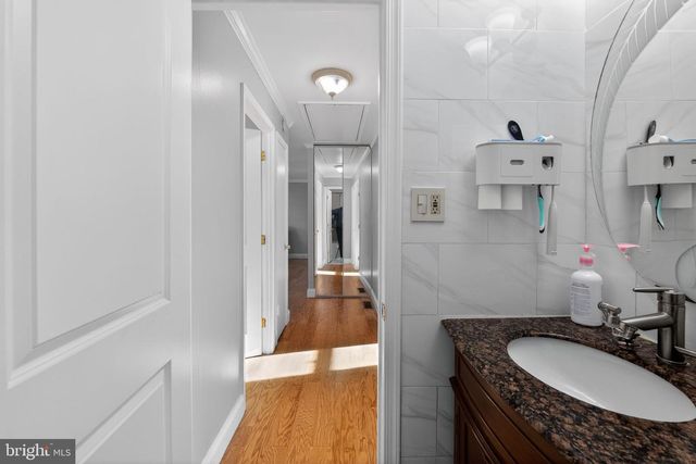 213 STANLAKE RD, Owings Mills, MD 21117