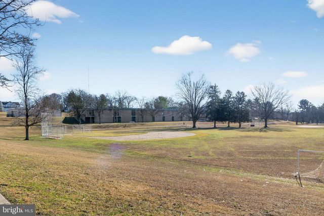 213 STANLAKE RD, Owings Mills, MD 21117