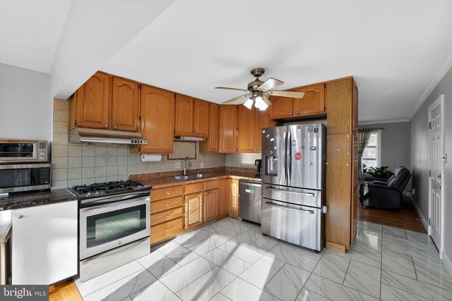 213 STANLAKE RD, Owings Mills, MD 21117