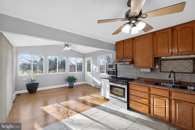 213 STANLAKE RD, Owings Mills, MD 21117