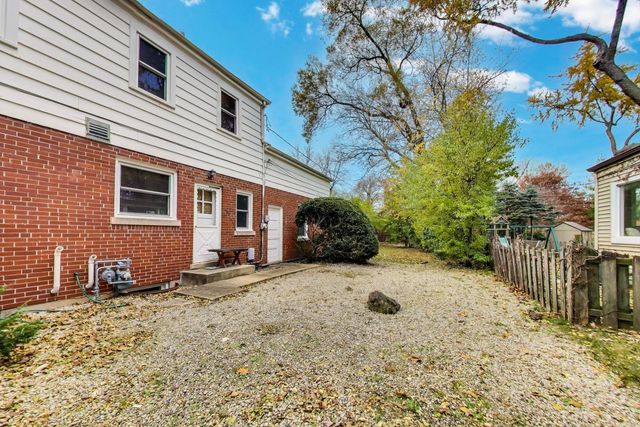 4350 Bobolink Terrace, Skokie, IL 60076