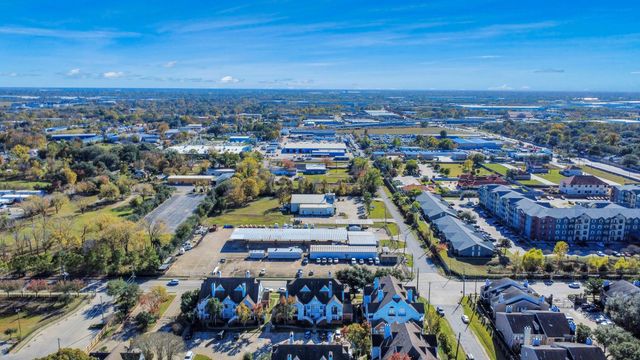 14550 Fonmeadow Drive 1301, Houston, TX 77035