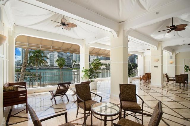 701 Brickell Key Boulevard 2501, Miami, FL 33131