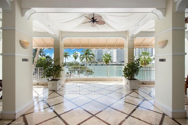 701 Brickell Key Boulevard 2501, Miami, FL 33131