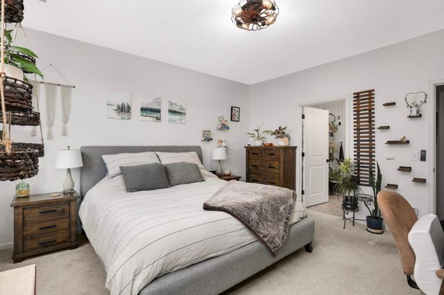 4628 Benjamin Place, Woodbury, MN 55129