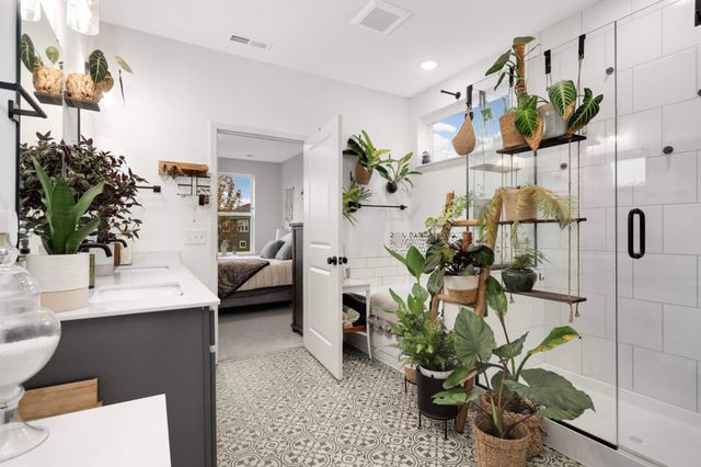 4628 Benjamin Place, Woodbury, MN 55129