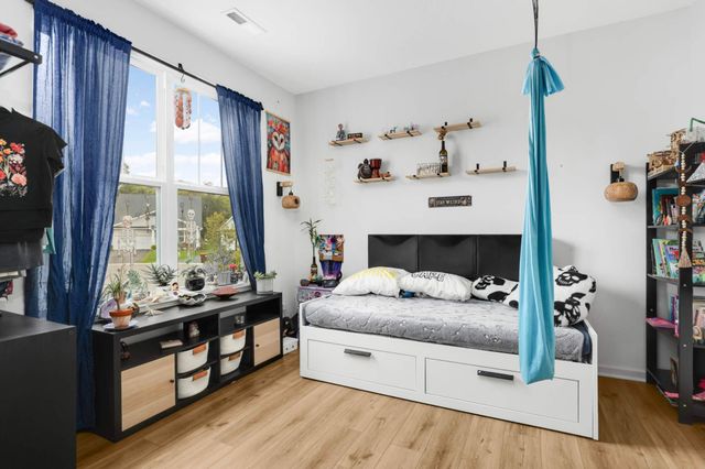 4628 Benjamin Place, Woodbury, MN 55129