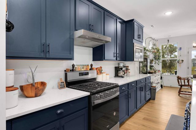 4628 Benjamin Place, Woodbury, MN 55129