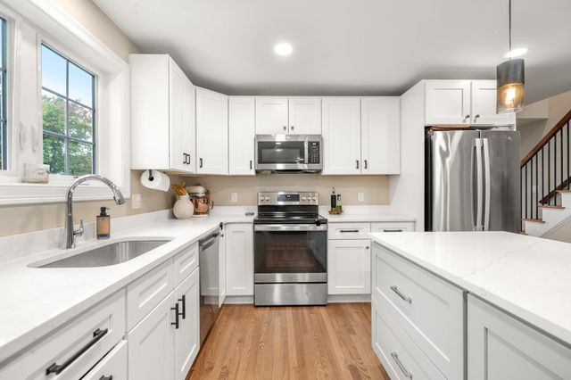 65 Castine St., Worcester, MA 01606