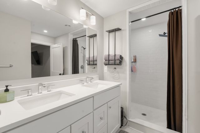 65 Castine St., Worcester, MA 01606