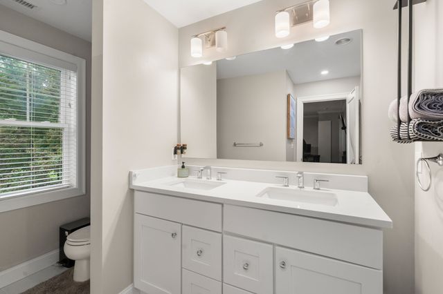 65 Castine St., Worcester, MA 01606