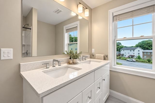65 Castine St., Worcester, MA 01606