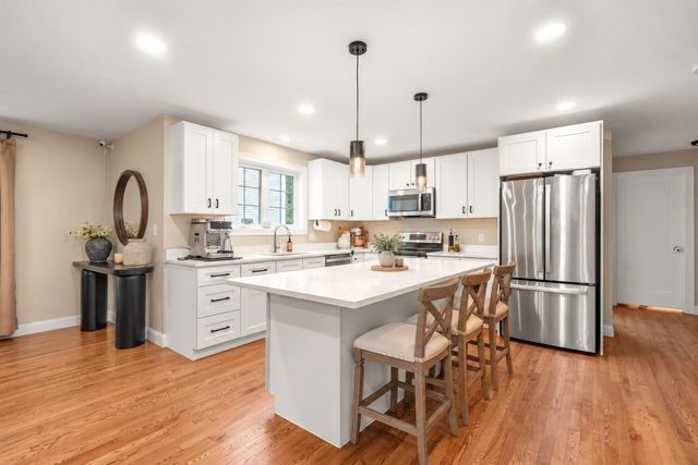65 Castine St., Worcester, MA 01606