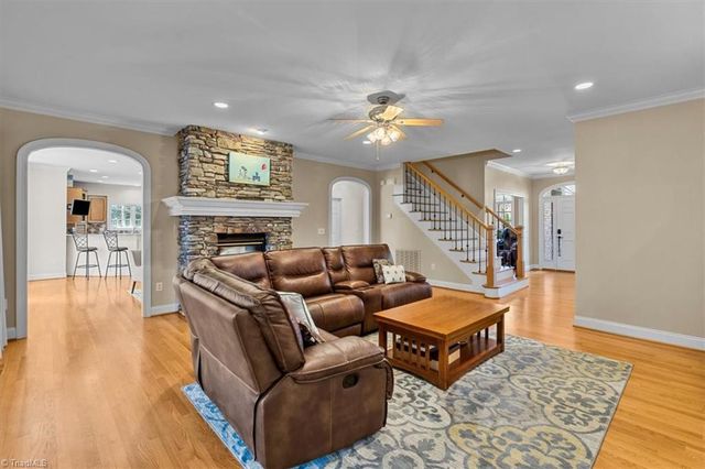 1678 Deer Run Court, Oak Ridge, NC 27310