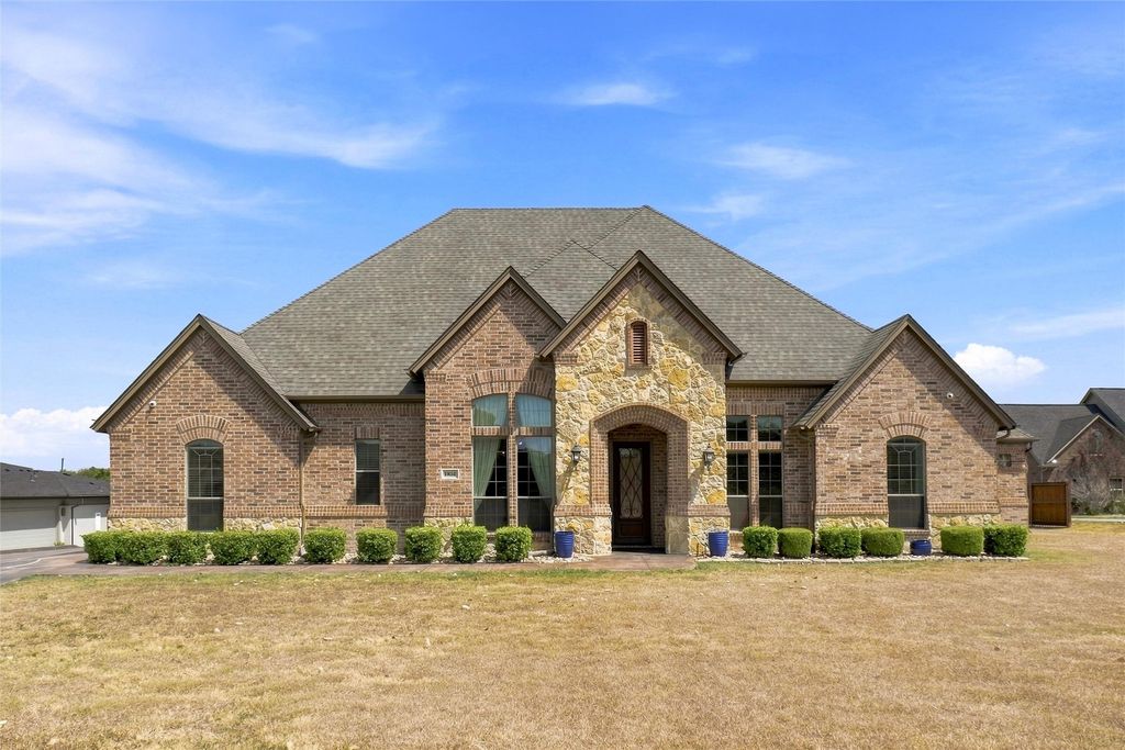 1810 Indian Ridge, Oak Leaf, TX 75154 — exterior